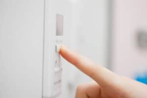 Setting the thermostat-Allgeier Air-Louisville-300x200